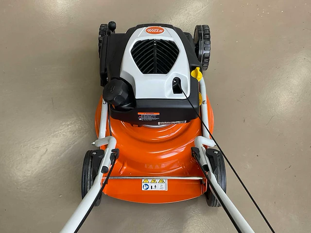 2024 stihl rm 2.0 rt mulchmaaier - afbeelding 6 van  6