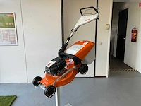 2024 stihl rm 253 t grasmaaier - afbeelding 1 van  7