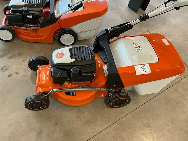 2024 stihl rm248.3 grasmaaier - afbeelding 4 van  11