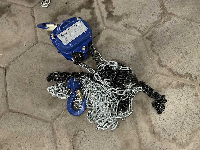 2024 torso kettingtakel - afbeelding 1 van  4