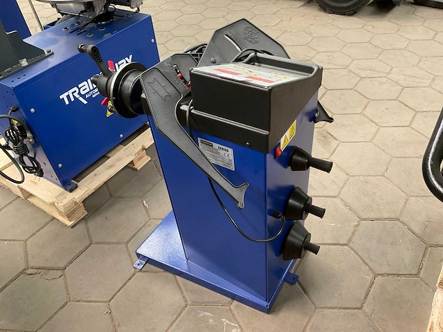 2024 trainsway zh800 banden balanceerapparaat - afbeelding 5 van  7