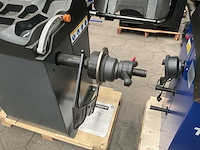 2024 trainsway zh825b banden balanceerapparaat - afbeelding 3 van  6