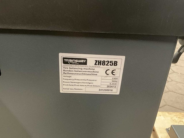 2024 trainsway zh825b banden balanceerapparaat - afbeelding 5 van  6