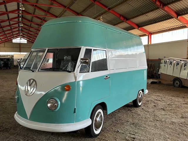 2024 tune pst-tn100 foodtruck - afbeelding 24 van  28
