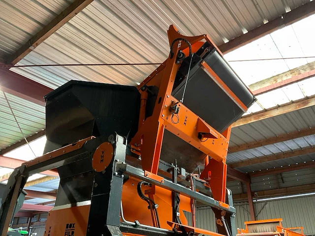 2024 vhm boxfilr m1 1600 s kistenvulstation - afbeelding 6 van  14