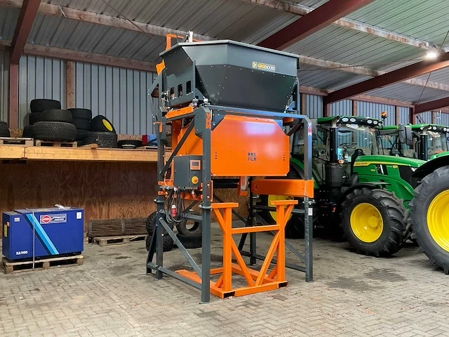 2024 vhm monofilrpro 1600 p kistenvulstation - afbeelding 2 van  12
