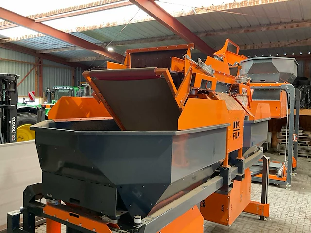 2024 vhm twinfilr 1600s kistenvulmachine - afbeelding 10 van  15