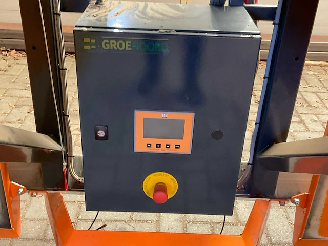 2024 vhm twinfilr 1600s kistenvulmachine - afbeelding 13 van  15
