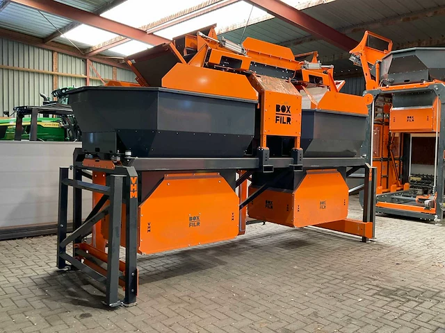 2024 vhm twinfilr 1600s kistenvulmachine - afbeelding 1 van  15
