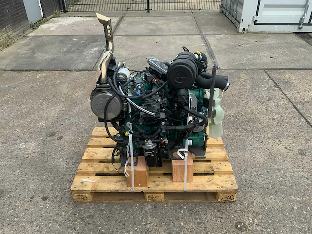 2024 volvo d2.6h-te05 dieselmotor - afbeelding 1 van  13