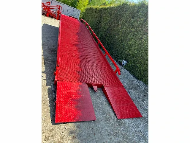 2024 vtc 10t laadbrug / laad dock - afbeelding 9 van  13