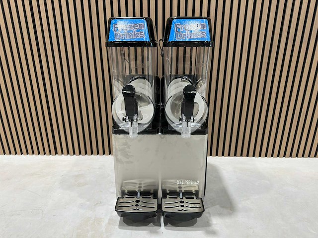 2024 vtc dubbel slush puppy ijsmachine - afbeelding 1 van  13