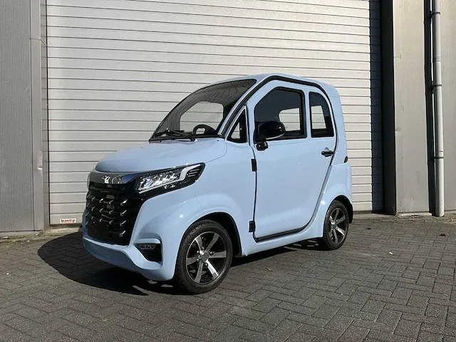 2024 yumbo elektrische brommobiel / 45 km auto - afbeelding 1 van  24