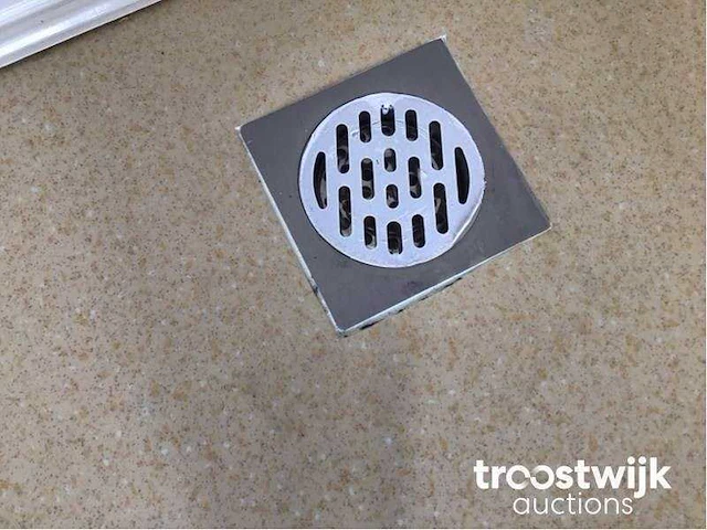 2025 - easy-going - douche- toiletunit - sanitairunit - afbeelding 17 van  38