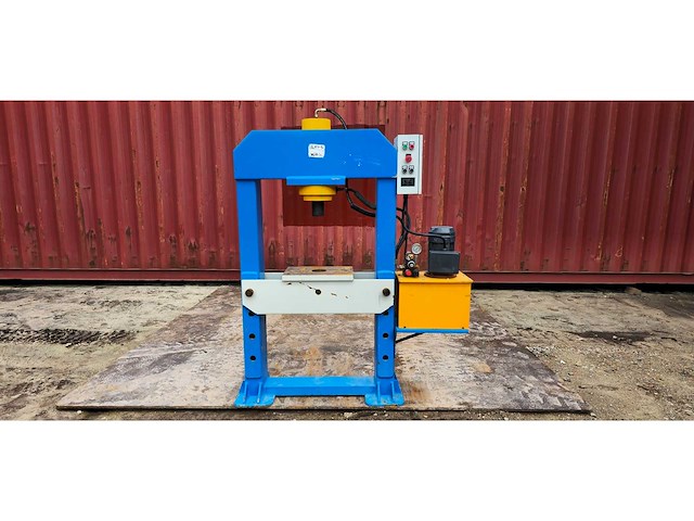 2025 - fluidmex presses - at-75 - hydraulische pers - afbeelding 1 van  13