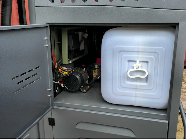 2025 - okg - dy-2000 - straatveegmachine - afbeelding 4 van  29