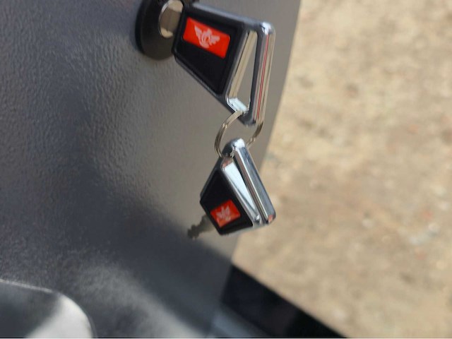 2025 - okg - dy-2000 - straatveegmachine - afbeelding 24 van  29