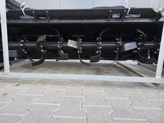 2025 - rhino-cross - 1110x2160x800 - roterende cultivator - afbeelding 8 van  10