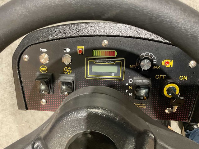 2025 - rte rofs-70 schoonmaakwagen - afbeelding 10 van  25