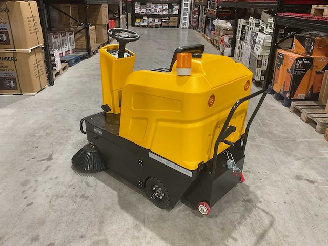 2025 - rte sw80 straatveegmachine - afbeelding 4 van  21