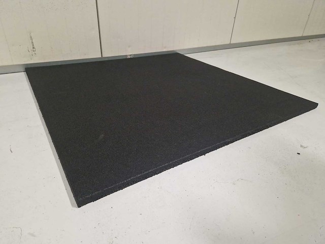 2025 - rubberen vloertegel / sportvloer - afbeelding 2 van  4