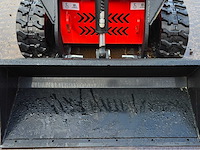 2025 - sdlool - sl380 - rood - shovel - afbeelding 2 van  19