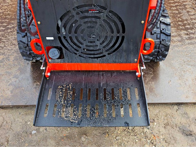 2025 - sdlool - sl380 - rood - shovel - afbeelding 9 van  19