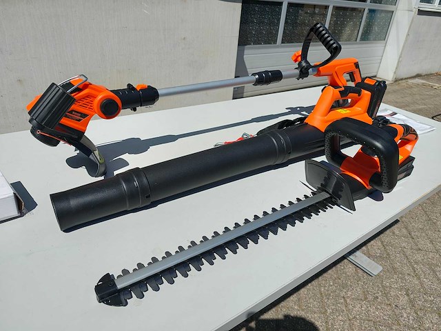 2025 - tuingereedschap kibani set van 3 - afbeelding 1 van  11