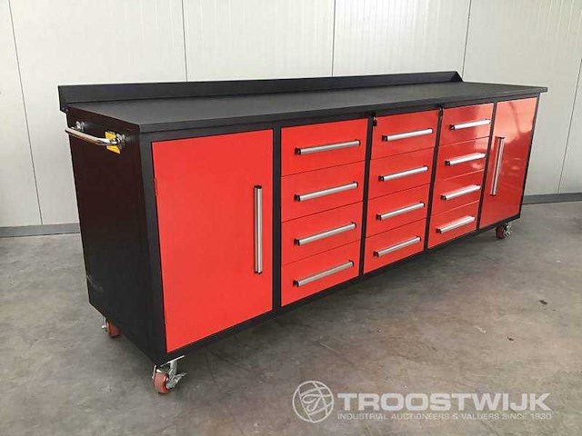 2025 -easy-going -10ft-12d-2- 01c - werkbank - afbeelding 1 van  10