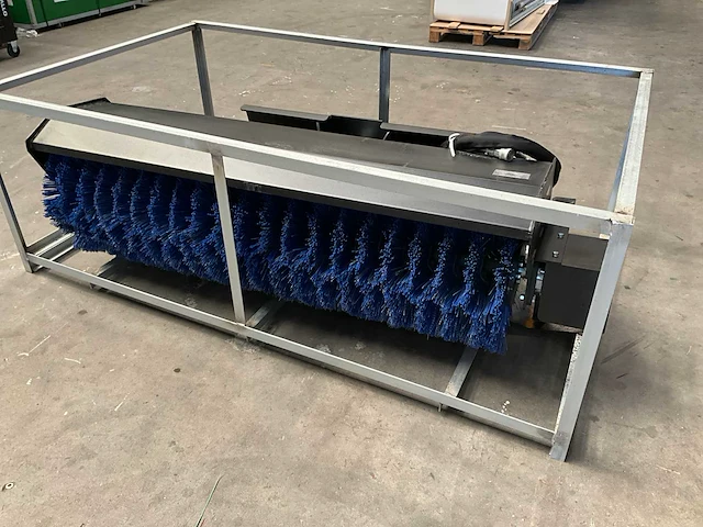 2025 72 inch bezem/ veegmachine voor schranklader - afbeelding 2 van  8