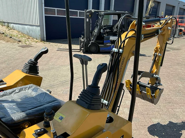 2025 agt industrial h15kp minigraafmachine - afbeelding 14 van  17