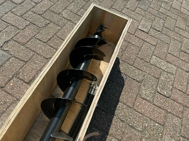 2025 auger kv-200 grondboor - afbeelding 8 van  11