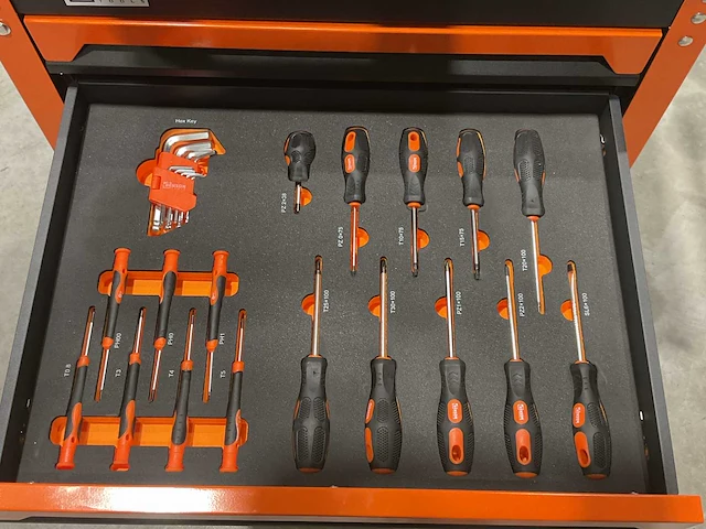 2025 benson tools 013897 gereedschapswagen - afbeelding 6 van  15