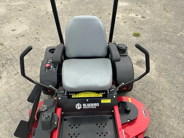 2025 bluebird industries ztr50l pro grasmaaier - afbeelding 5 van  27