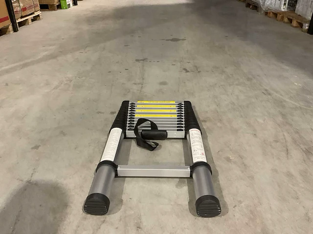 2025 bovak aluminium telescoopladder up380n - afbeelding 2 van  39