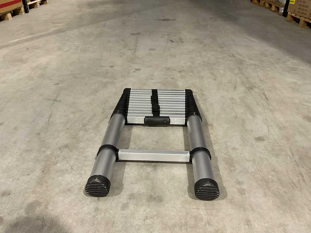 2025 bovak aluminium telescoopladder up380n - afbeelding 7 van  39