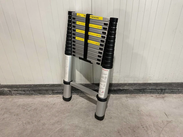 2025 bovak aluminium telescoopladder up380n - afbeelding 18 van  39