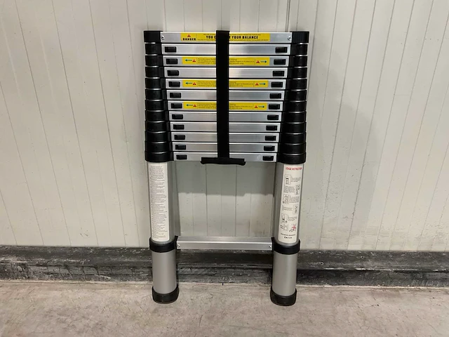 2025 bovak aluminium telescoopladder up380n - afbeelding 19 van  39