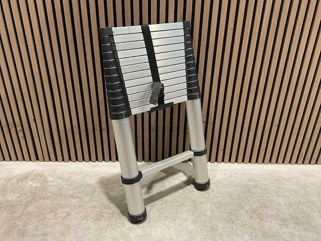 2025 bovak aluminium telescoopladder up380n - afbeelding 30 van  39