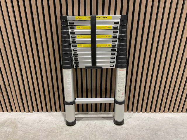 2025 bovak aluminium telescoopladder up380n - afbeelding 33 van  39