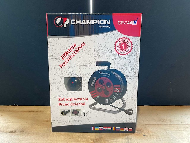 2025 champion cp-744 verlengkabelhaspels en -snoer - afbeelding 1 van  5