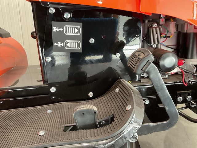 2025 daewoo da1066hx grasmaaier - afbeelding 17 van  20