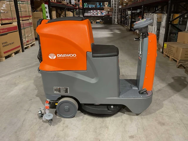 2025 daewoo dafr70 vloerreiniger - afbeelding 33 van  35