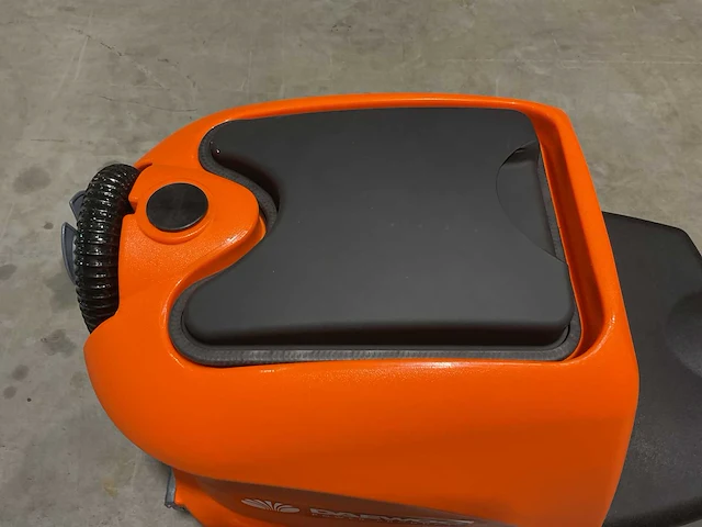2025 daewoo dafr70 vloerreiniger - afbeelding 20 van  35