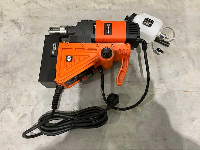 2025 daewoo damd 1600 magnetische boormachine - afbeelding 1 van  12