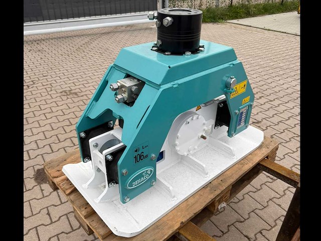 2025 dehaco hydrax 325 hydraulisch trilblok met rotator - afbeelding 1 van  12