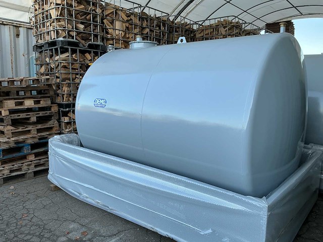 2025 demo 9000l dieseltank - afbeelding 3 van  9