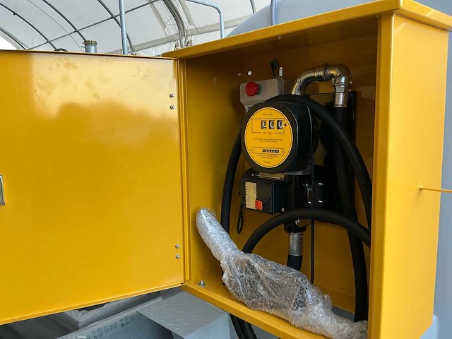 2025 demo 9000l dieseltank - afbeelding 4 van  9