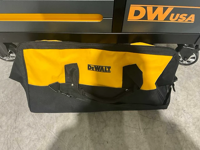 2025 dewalt 3 delige set gereedschapswagen, accu gereedschap set en hogedrukreiniger - afbeelding 2 van  29