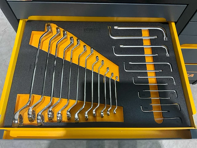 2025 dewalt 3 delige set gereedschapswagen, accu gereedschap set en hogedrukreiniger - afbeelding 10 van  29